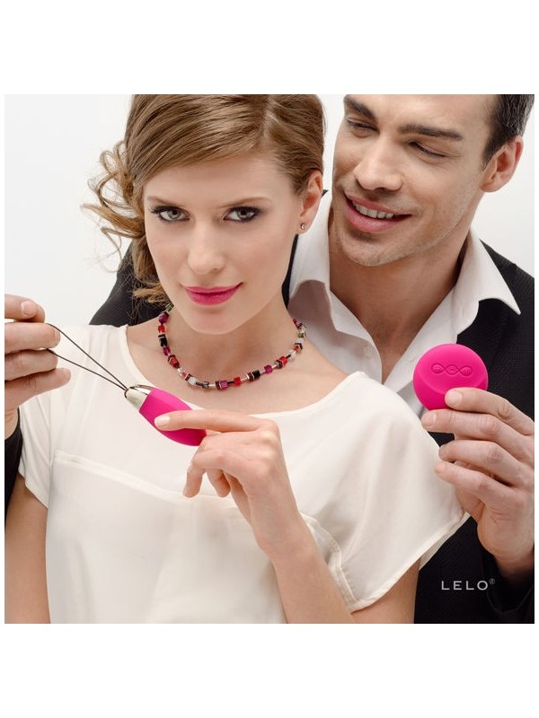LELO - LYLA 2 INSIGNIA DESIGN EDITION HUEVO-MASAJEADOR FUCSIA