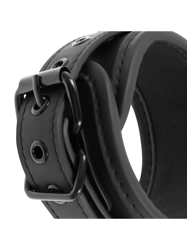 FETISH SUBMISSIVE - POSICIÓN MASTER CON 4 ESPOSAS CON FORRO DE NOPRENO