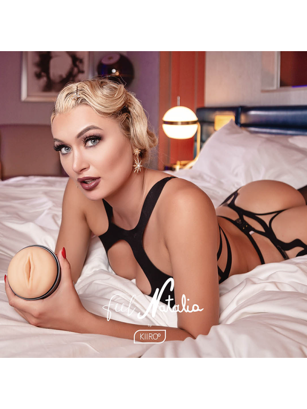 KIIROO - KEON + FEEL NATALIA STARR + LUBRICANTE AQUA QUALITY 50 ML