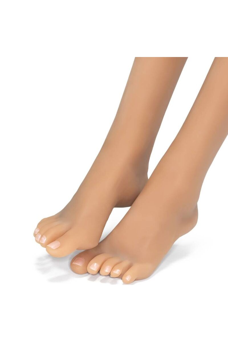 HIDDEN DESIRE - BANGER BABE HELEN